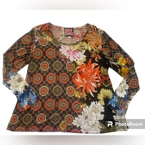 Johnny Was Long Sleeve Knit Top Size Medium